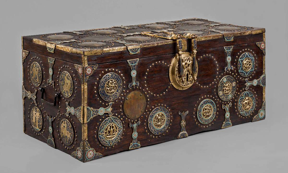 Ritorno a casa. Il cofano ritrova smalto